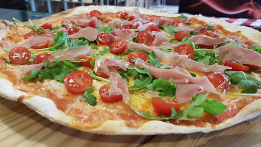 La Pizzeria