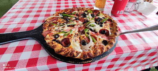 Fresh N' Hot Pizza