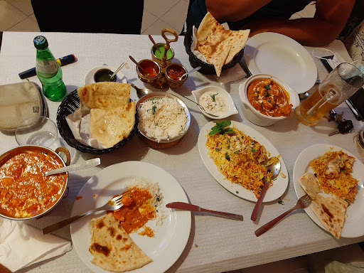 Taj Mahal Restaurante Indiano