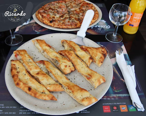 Pizzarias Ricardo Felgueiras
