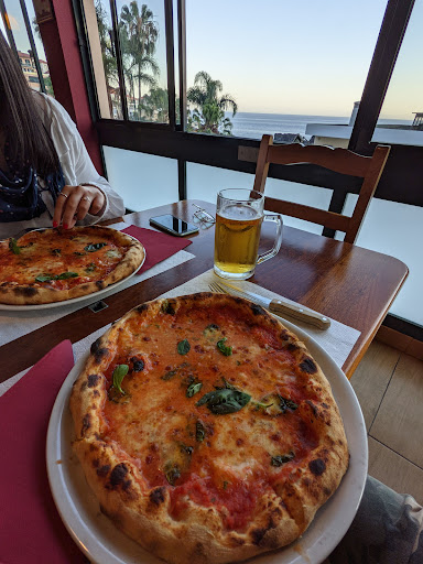 Pizzeria Sorrento, L'Arte Della Pizza