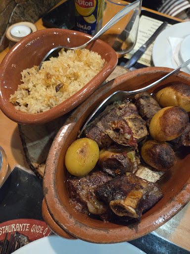 Restaurante "Onde o Morto Matou o Vivo"