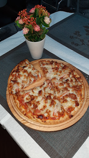 Doner kebab & pizza