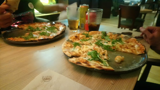 Santo Pizzaria & Steakhouse