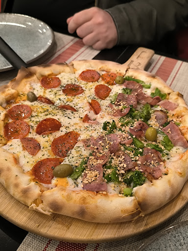 Pizzaria Baroneza Maia