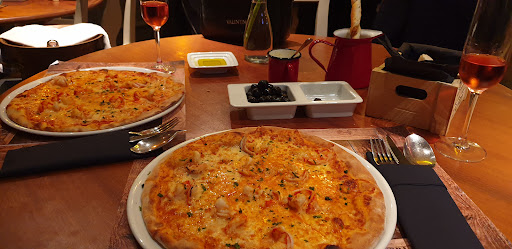 BOX 208 Italian Food