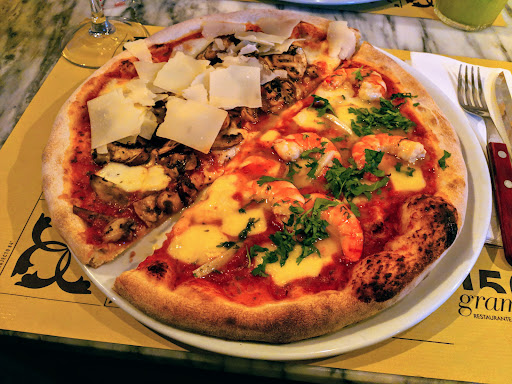 Bodega 150 * Bar & Pizza *