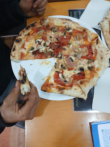 La Piccola Cucina Italiana Pizza E Pasta Coimbra