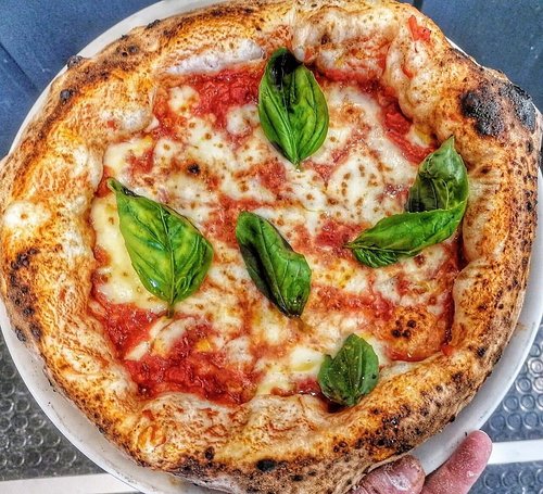 Pizza d'Artista Braga 1 Pizza DArtista Braga – Melhor Pizza Artesanal em Braga | Sabor Autêntico e Frescor Garantido