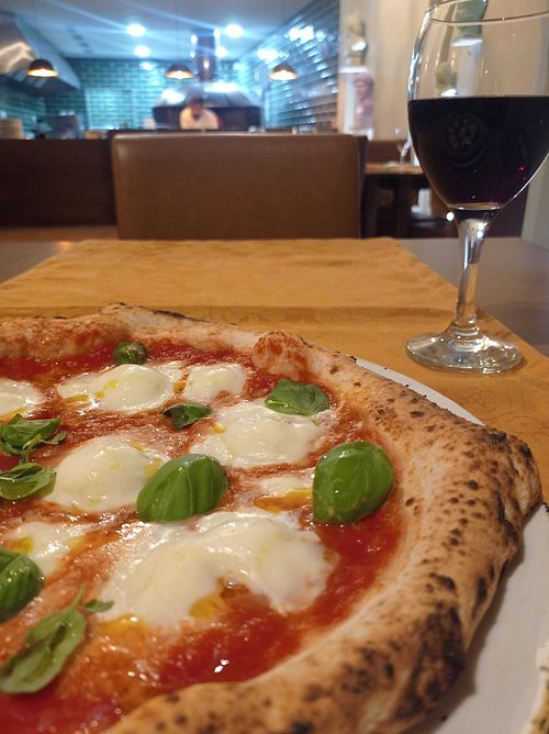 La Storia, Pizzeria & Ristorante 1 La Storia Pizzeria & Ristorante - Autêntica Pizza e Comida Italiana