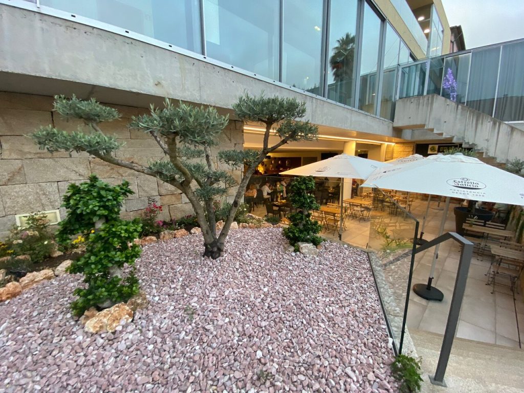 Huile DOlive - Restaurante Mediterrâneo com Comida Saudável e Autêntica