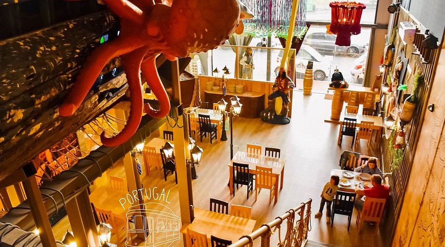 Porto dos Piratas Pizzaria Temática 1 Porto dos Piratas: Pizzaria Temática com Ambiente de Aventura e Sabores Únicos