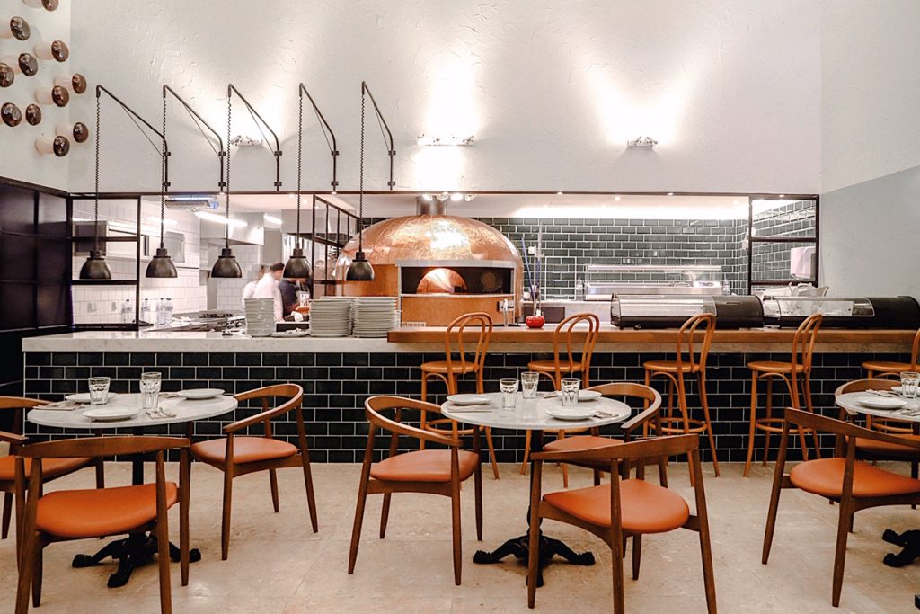 Squisito Ristorante Italiano: Comida Autêntica em Ambiente Sofisticado